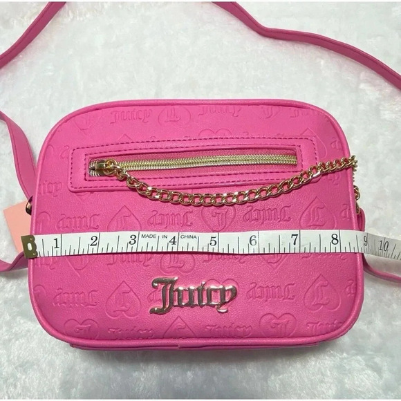 Juicy Couture Bestseller Chain Up Camera Crossbody Pink Purse Emboss Bag NWT - Picture 10 of 10